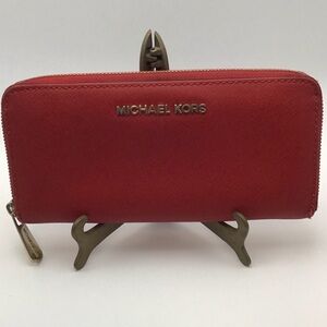 Michael Kors Scarlet Jet Set Saffiano Leather Zip Continental Wallet